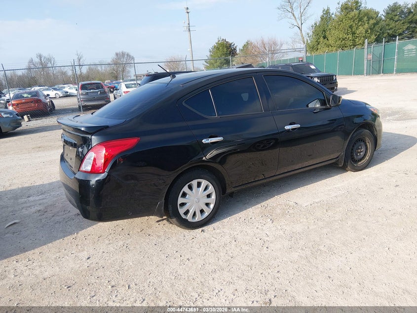 2018 Nissan Versa 1.6 Sv