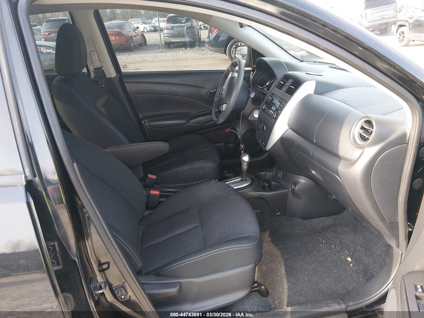 2018 Nissan Versa 1.6 Sv