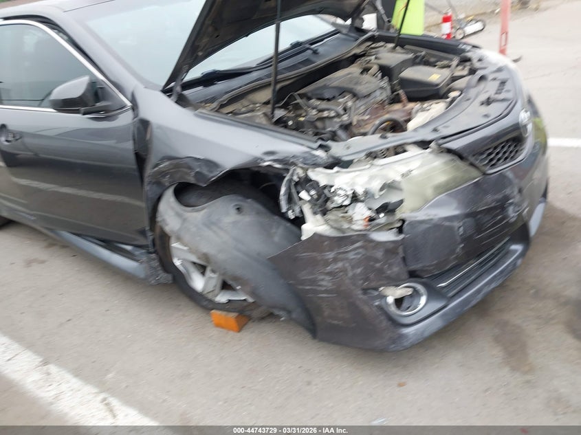 2012 TOYOTA CAMRY auction photo 6