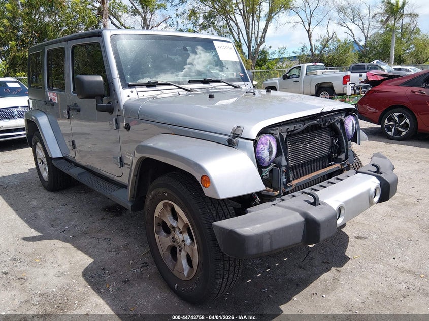 2013 Jeep Wrangler Unlimited Sahara