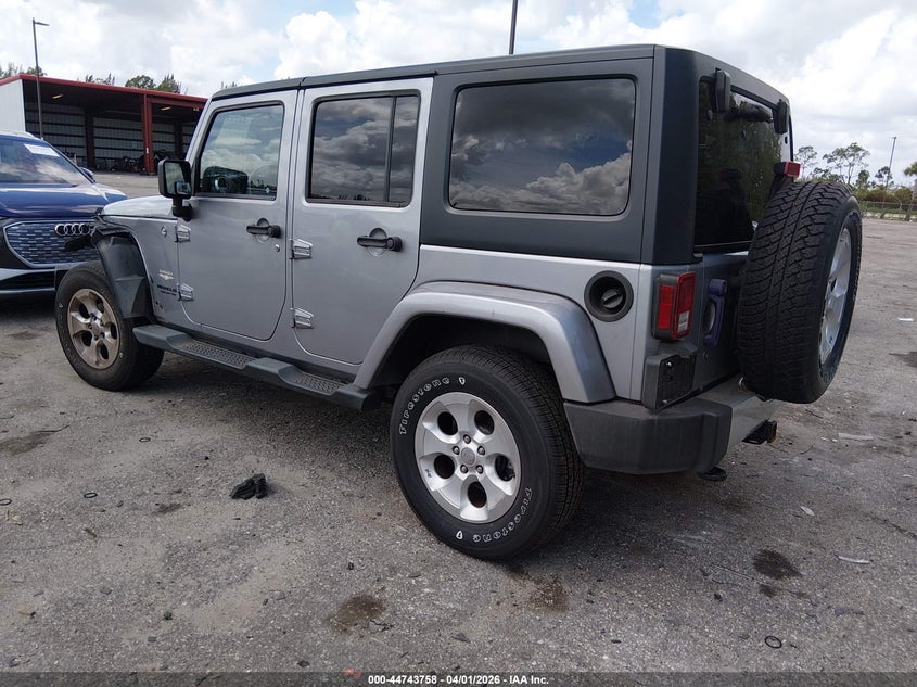 2013 Jeep Wrangler Unlimited Sahara