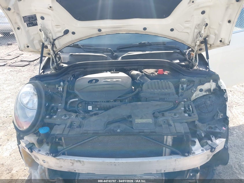 2015 Mini Hardtop Cooper VIN: WMWXS5C56FT828989 Lot: 44743787