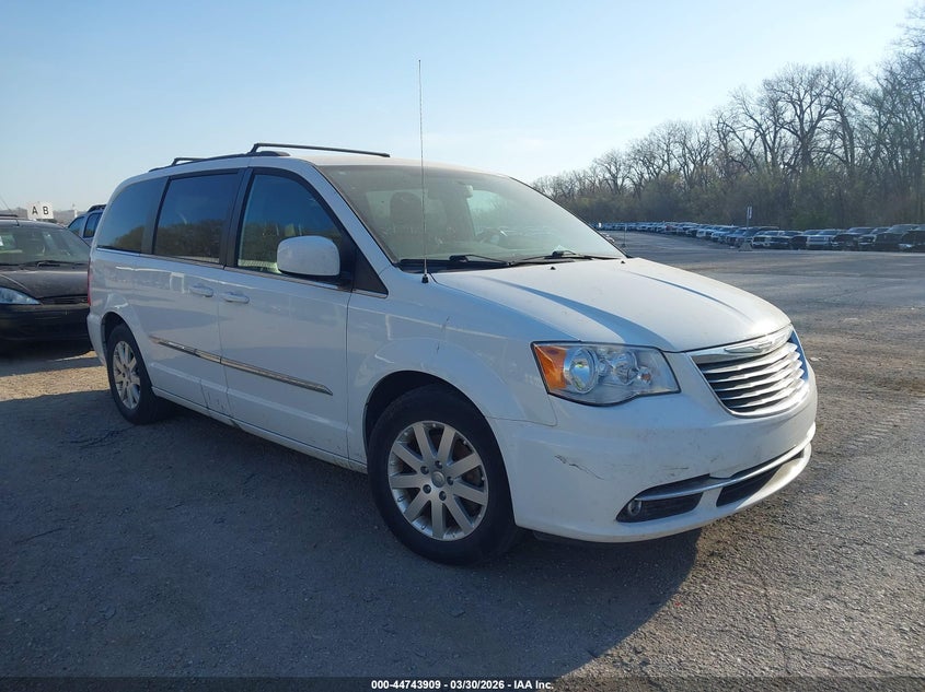 2015 Chrysler Town & Country Touring