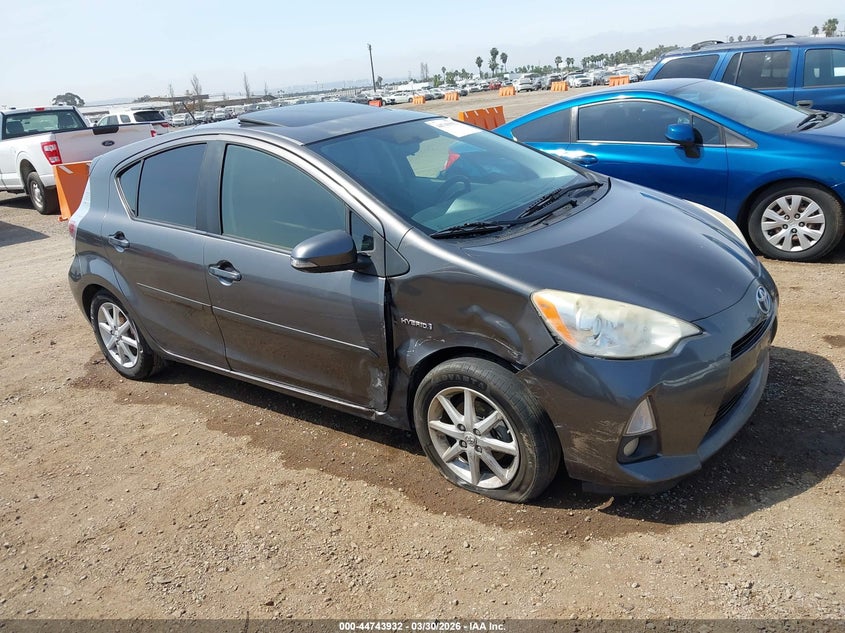 2012 TOYOTA PRIUS C FOUR
