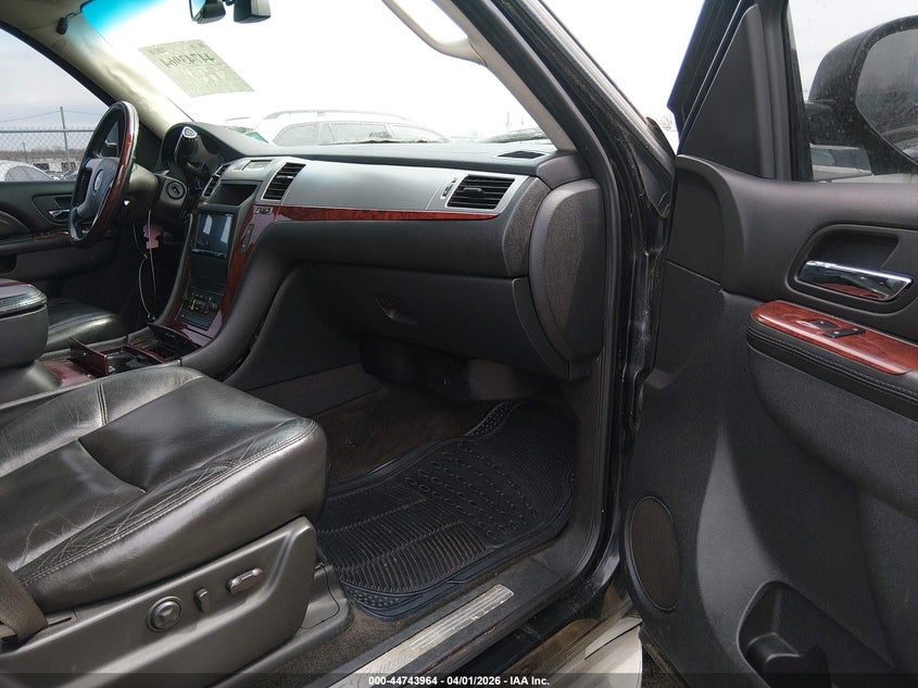 2011 Cadillac Escalade Esv Luxury