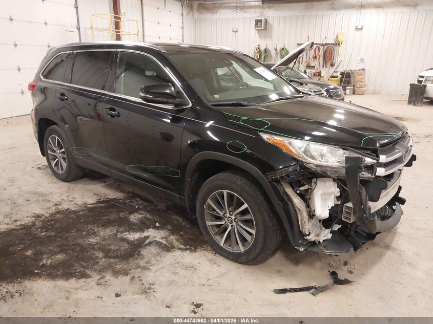 2019 Toyota Highlander Xle