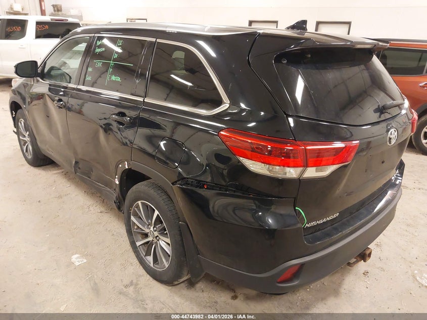 2019 Toyota Highlander Xle