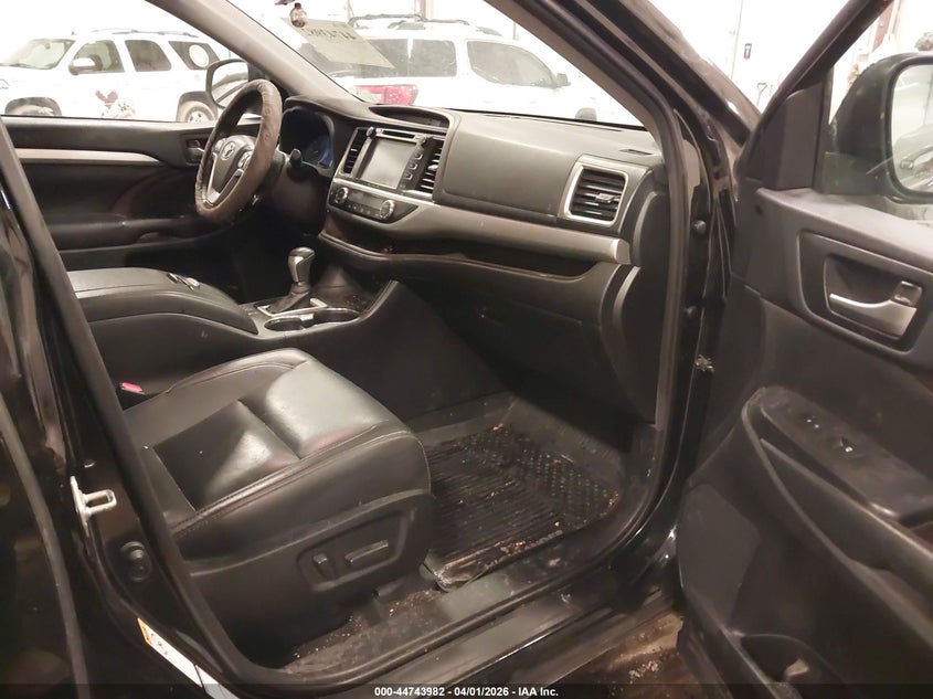 2019 Toyota Highlander Xle