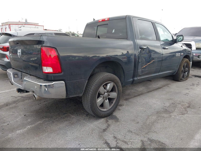 2017 Ram 1500 Big Horn 4X2 5'7 Box