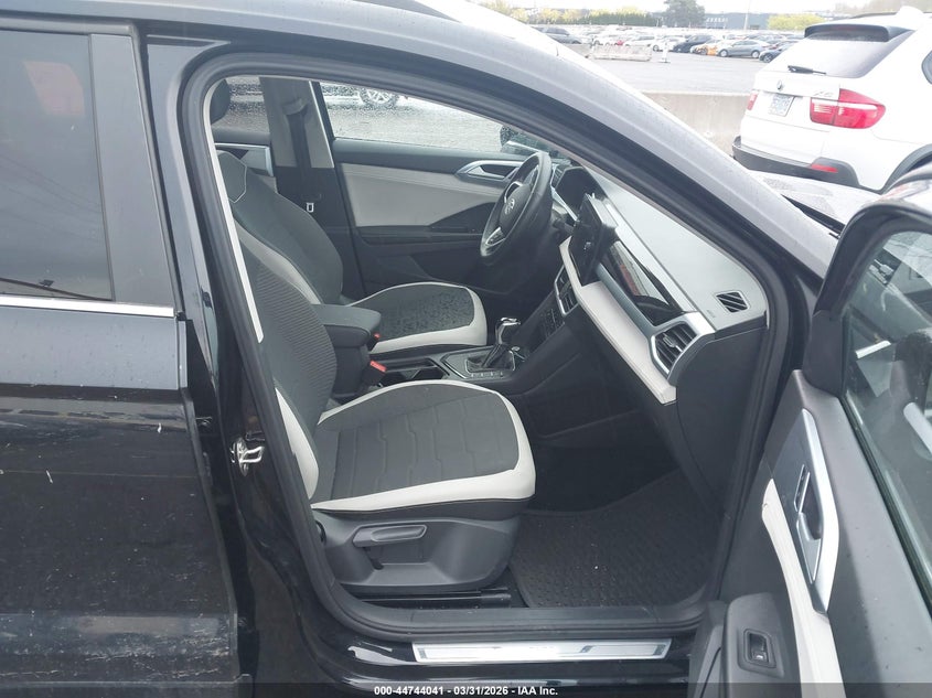 2025 VOLKSWAGEN TAOS 1.5L I-4 DI, DOHC, V(VIN: 3VVSC7B23SM010031