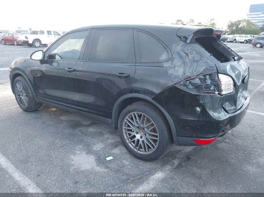 WP1AE2A25CLA92452 2012 Porsche Cayenne 3.0 Hybrid S black