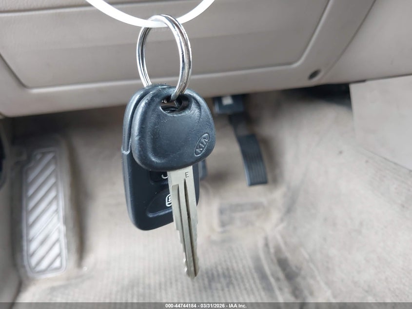 2007 Kia Sorento Lx VIN: KNDJC736575717768 Lot: 44744184