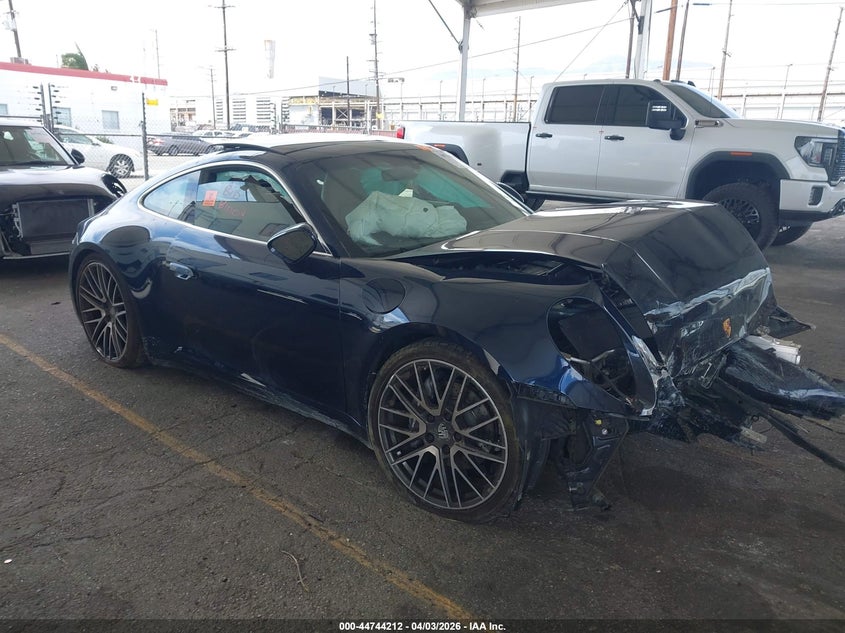 2021 Porsche 911 Carrera/Carrera 4