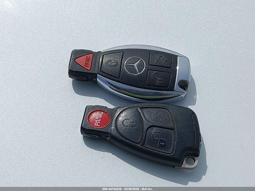 2001 Mercedes-Benz S 500 VIN: WDBNG75J21A221587 Lot: 44744236