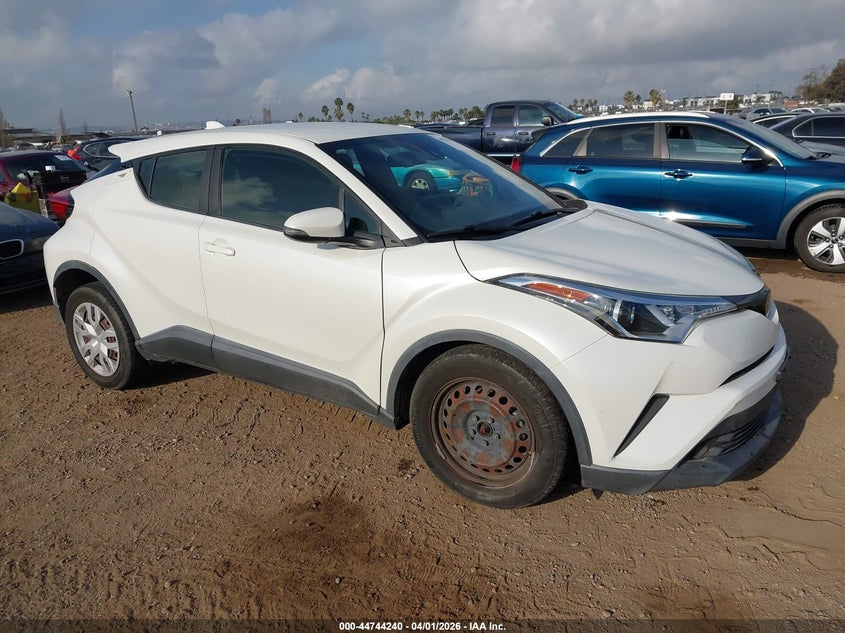 2019 Toyota C-Hr Le