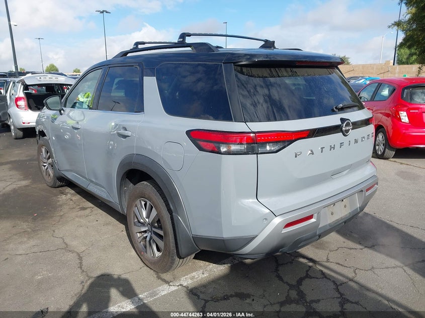 2022 Nissan Pathfinder Sl 2Wd