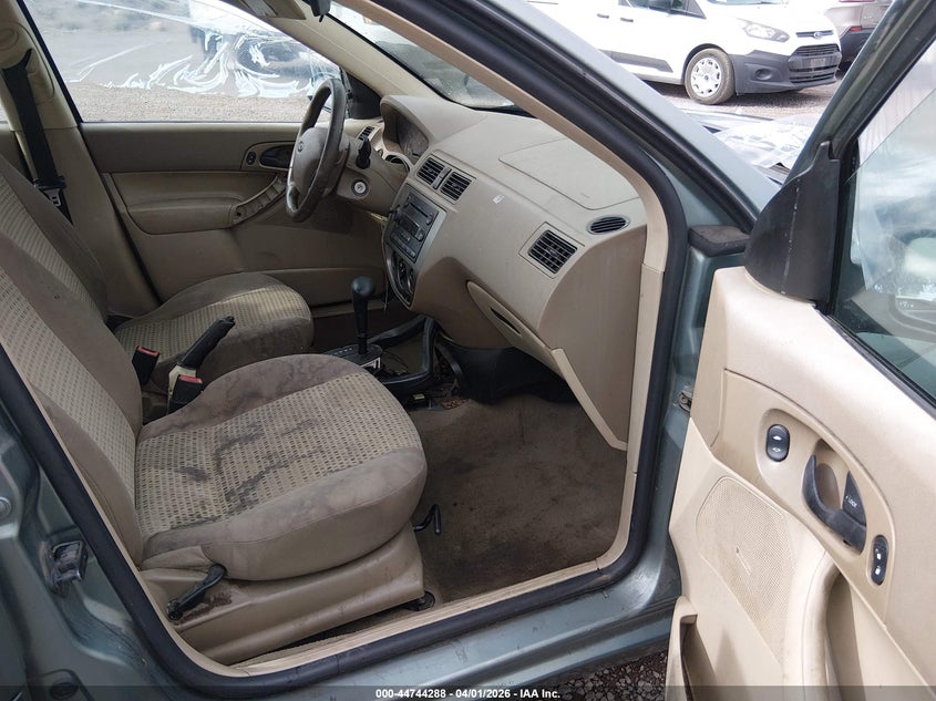 2005 FORD FOCUS auction photo 5