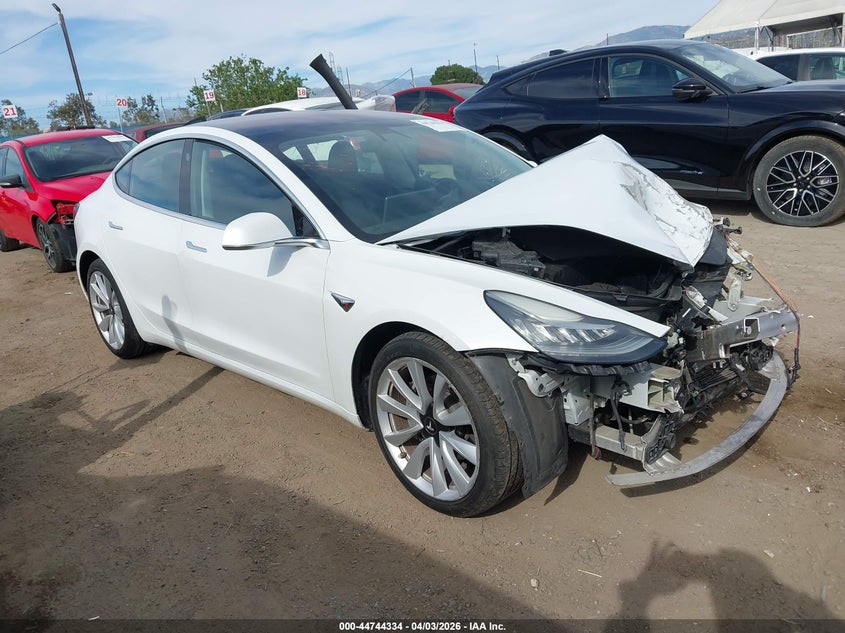 2018 Tesla Model 3 Long Range/Mid Range