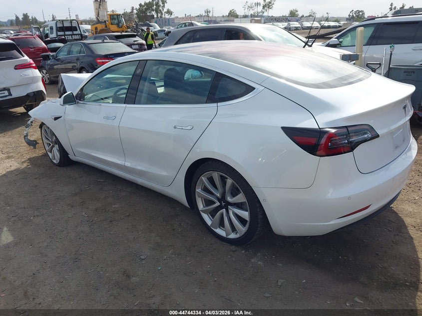 2018 Tesla Model 3 Long Range/Mid Range