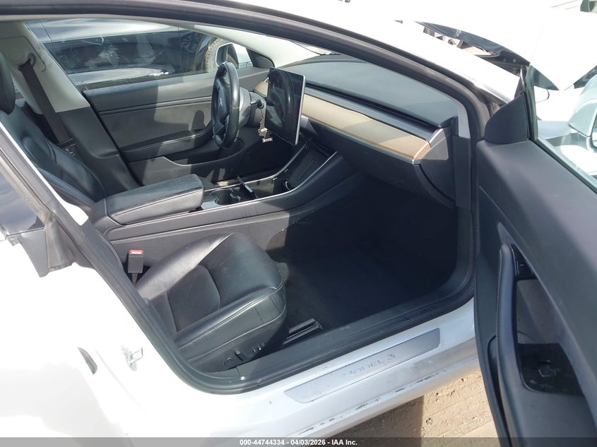 2018 Tesla Model 3 Long Range/Mid Range