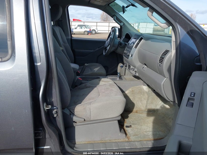 2016 Nissan Frontier Sv