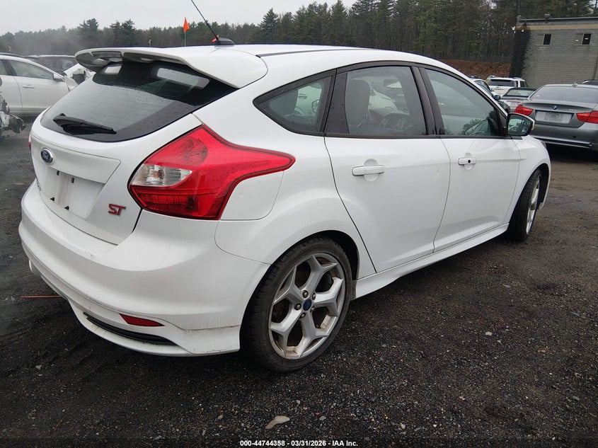 2014 Ford Focus St