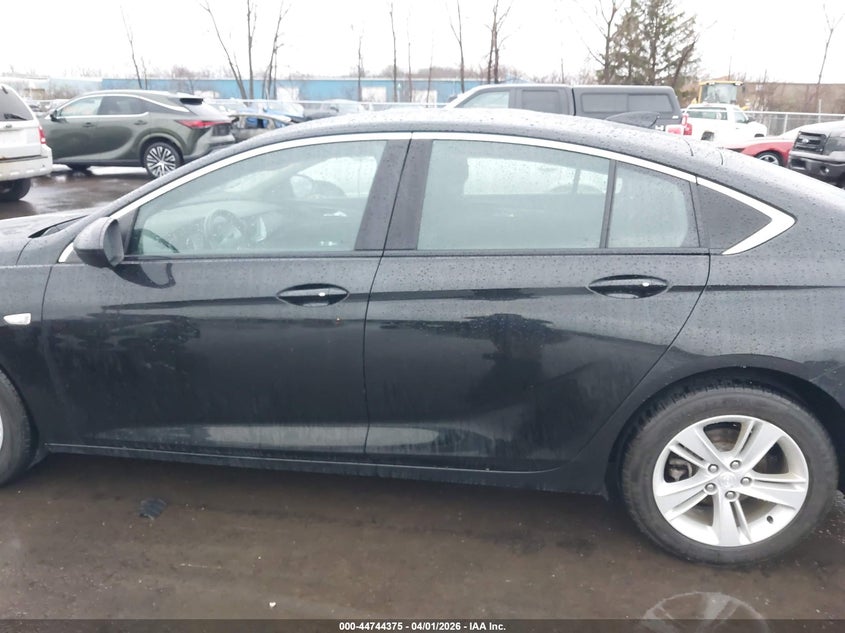 2018 Buick Regal Sportback Preferred VIN: W04GL6SX0J1064323 Lot: 44744375