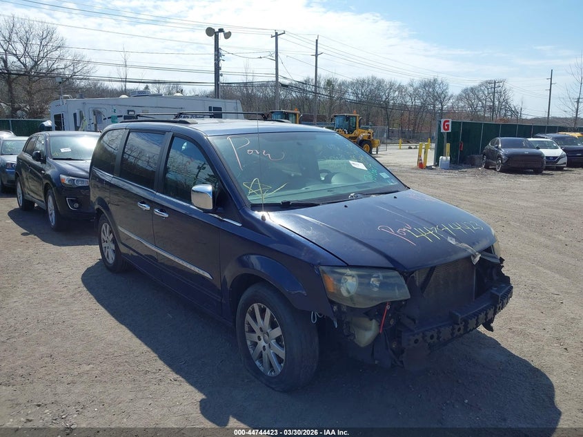 2012 Chrysler Town & Country Touring-L