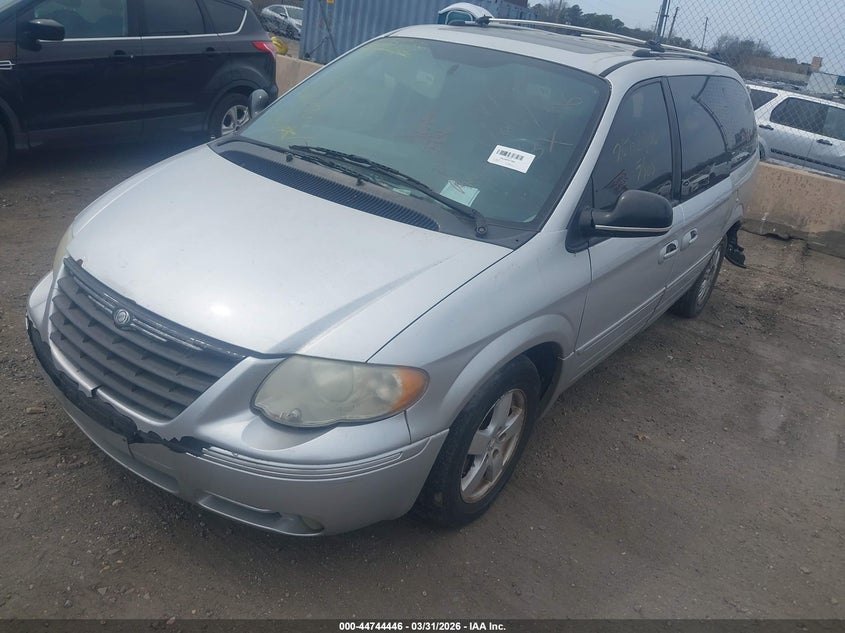 2006 Chrysler Town & Country Limited