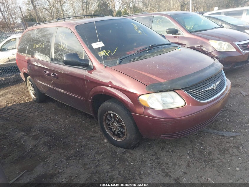 2002 Chrysler Town & Country Lx