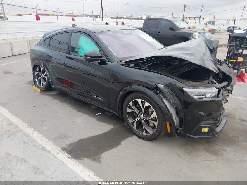 2022 Ford Mustang Mach-E Premium