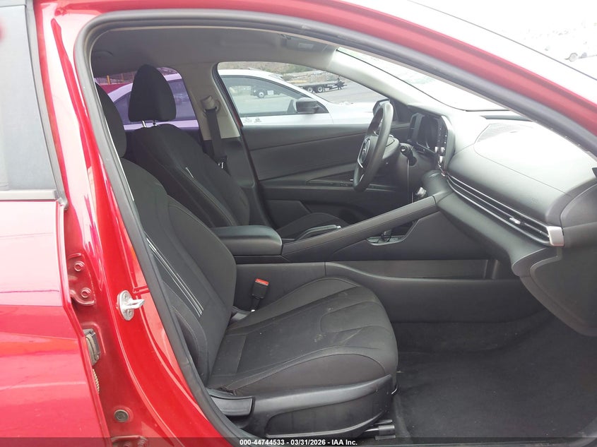 2021 Hyundai Elantra Sel