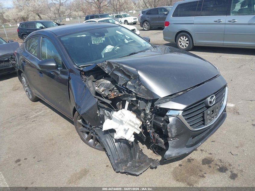 2018 Mazda Mazda3 Touring