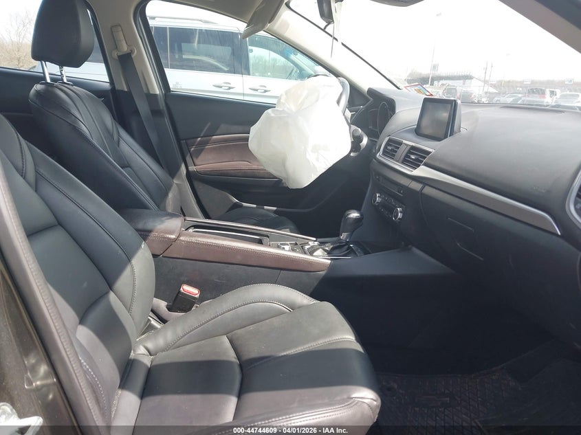 2018 Mazda Mazda3 Touring