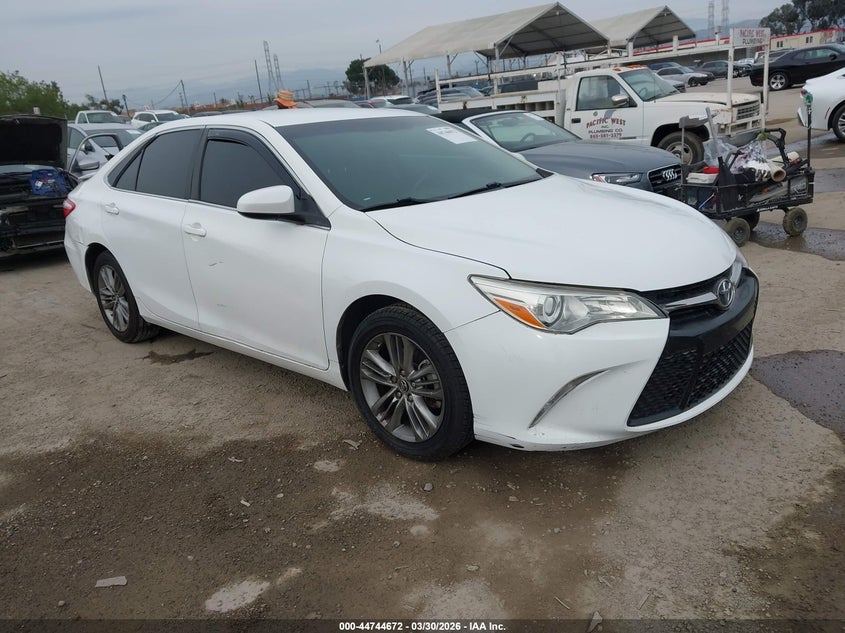 2016 Toyota Camry Se