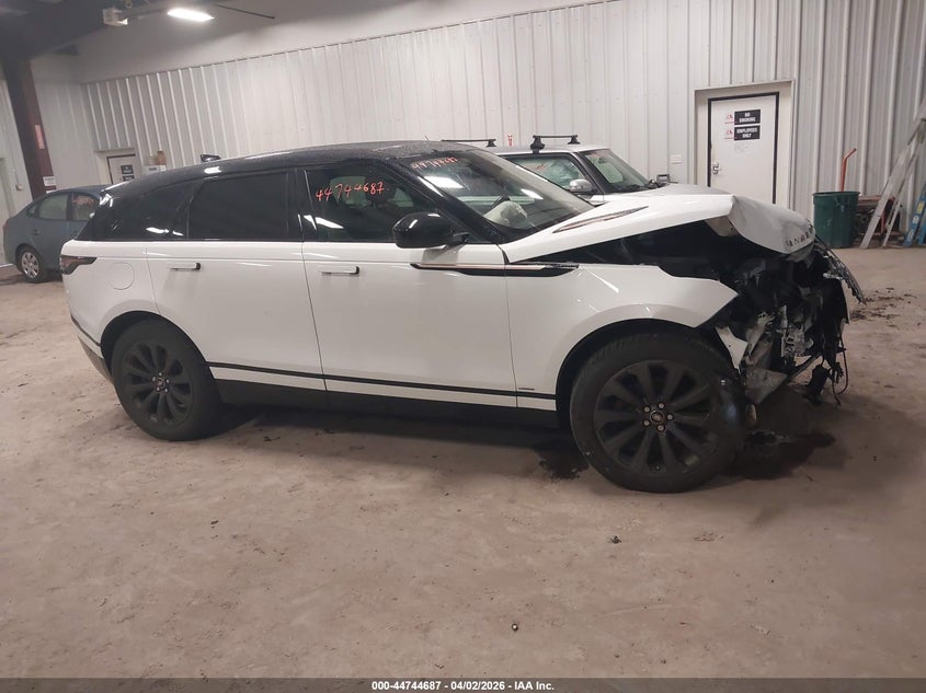 2018 Land Rover Range Rover Velar P250 Se R-Dynamic VIN: SALYL2RX1JA750775 Lot: 44744687
