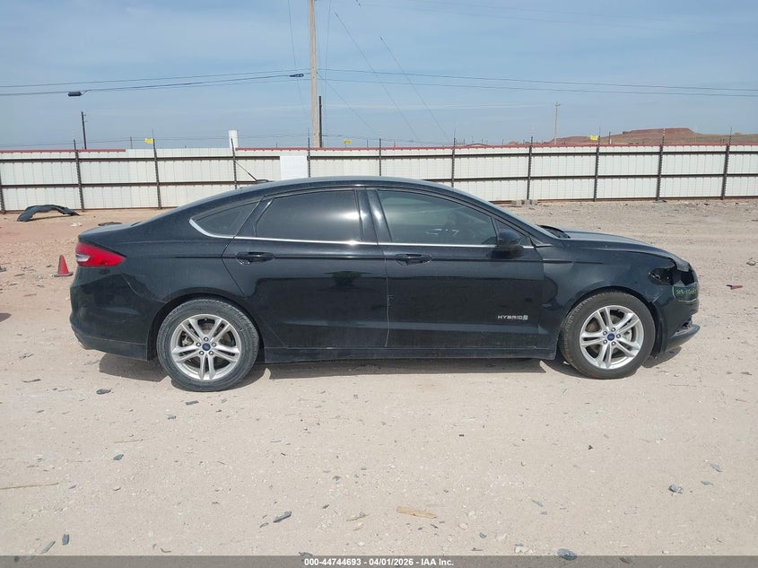 VIN 3FA6P0LU6JR243307 2018 FORD FUSION HYBRID SE