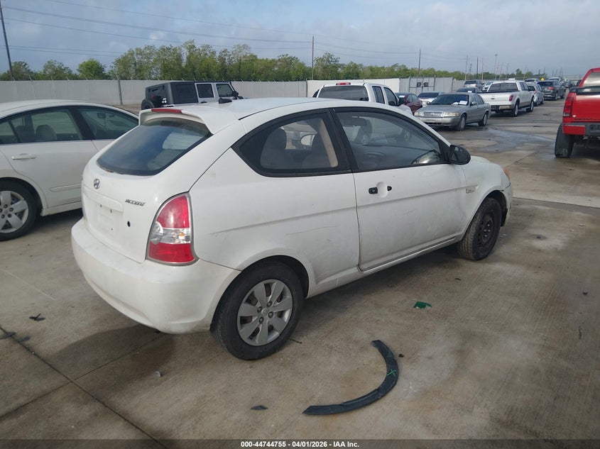 2009 Hyundai Accent Gs