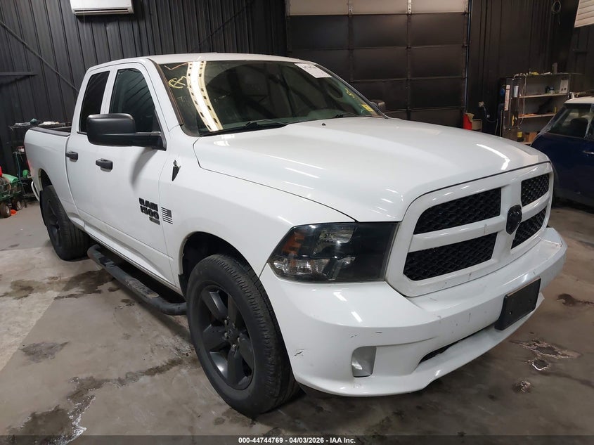 2019 Ram 1500 Classic Express 4X4 6'4 Box
