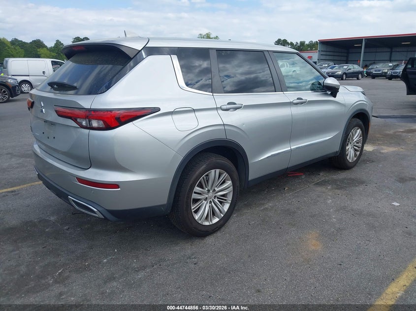 2022 Mitsubishi Outlander Es 2.5 2Wd