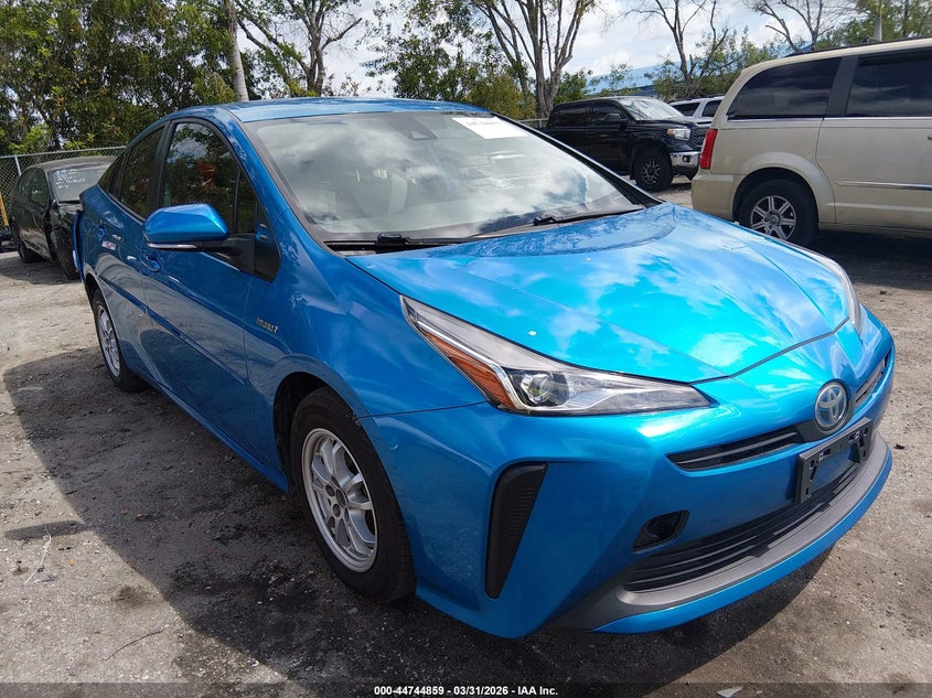 2022 Toyota Prius L