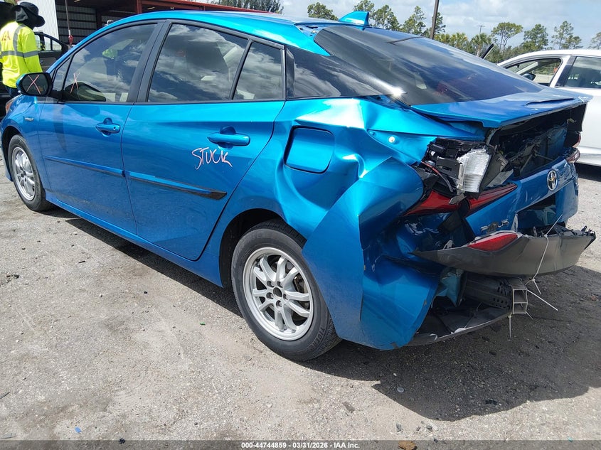 2022 Toyota Prius L