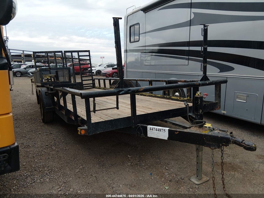 Vin: 16vpx2024b2h67792, lot: 45242070, miscellaneous e trailer 2011 img_1