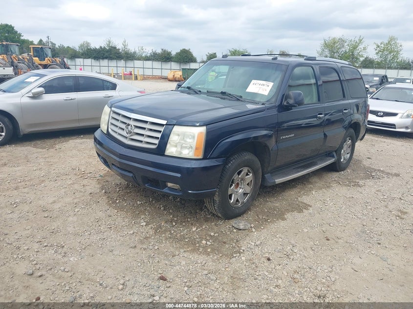 2004 Cadillac Escalade Standard