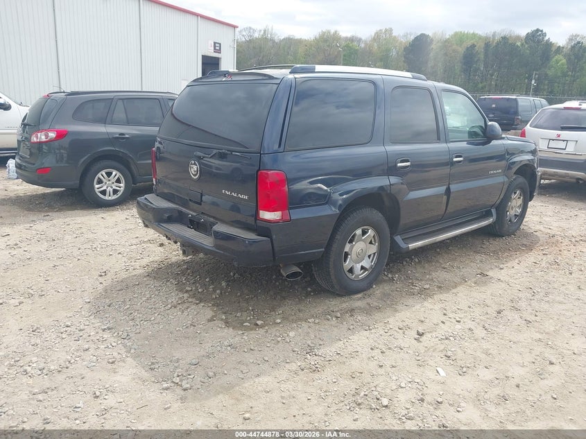 2004 Cadillac Escalade Standard