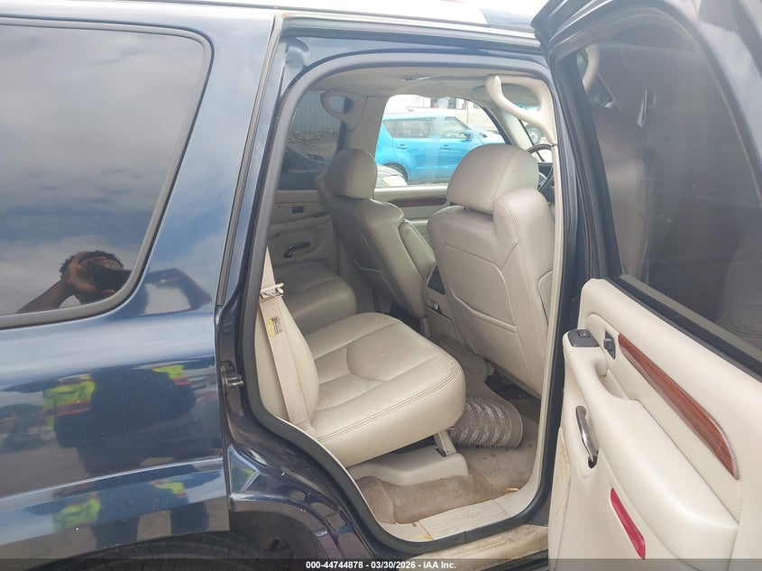 2004 Cadillac Escalade Standard VIN: 1GYEC63T34R178924 Lot: 44744878