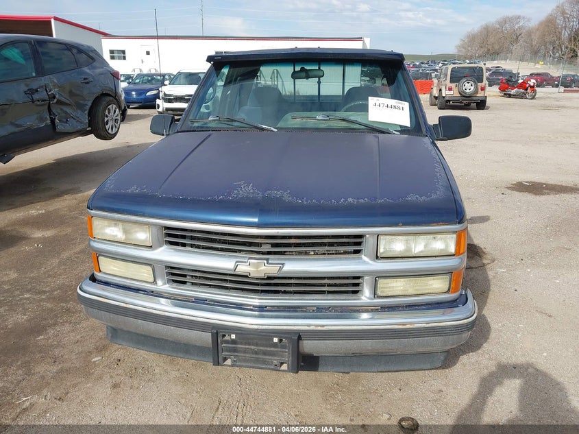1996 Chevrolet Gmt-400 C1500 VIN: 2GCEC19W9T1110063 Lot: 44744881