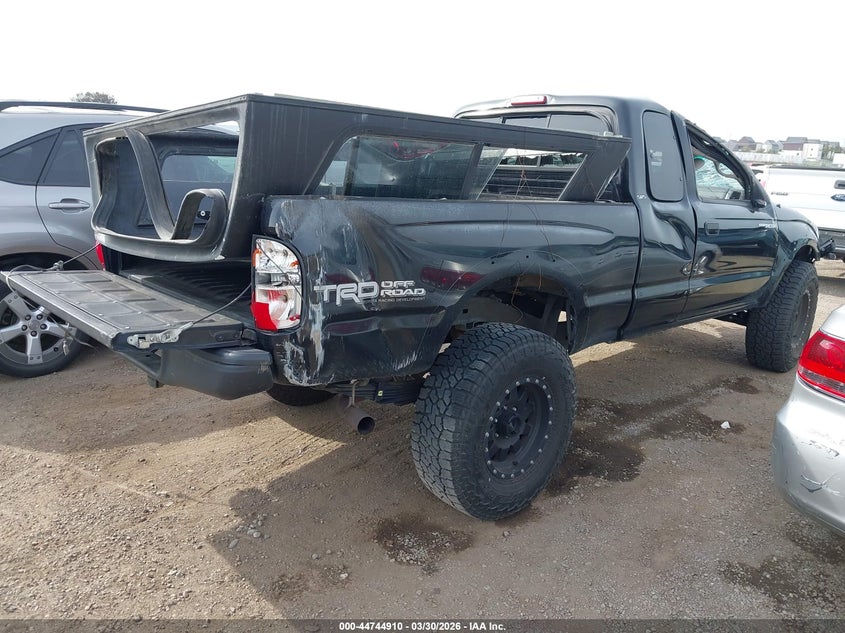 2003 Toyota Tacoma Base V6
