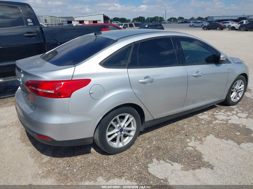 Vin: 1fadp3f27gl285026, lot: 45242276, ford focus se 20164