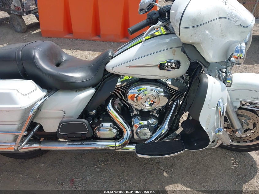 2012 Harley-Davidson Flhtcu Ultra Classic Electra Gld VIN: 1HD1FCM10CB672591 Lot: 44745109